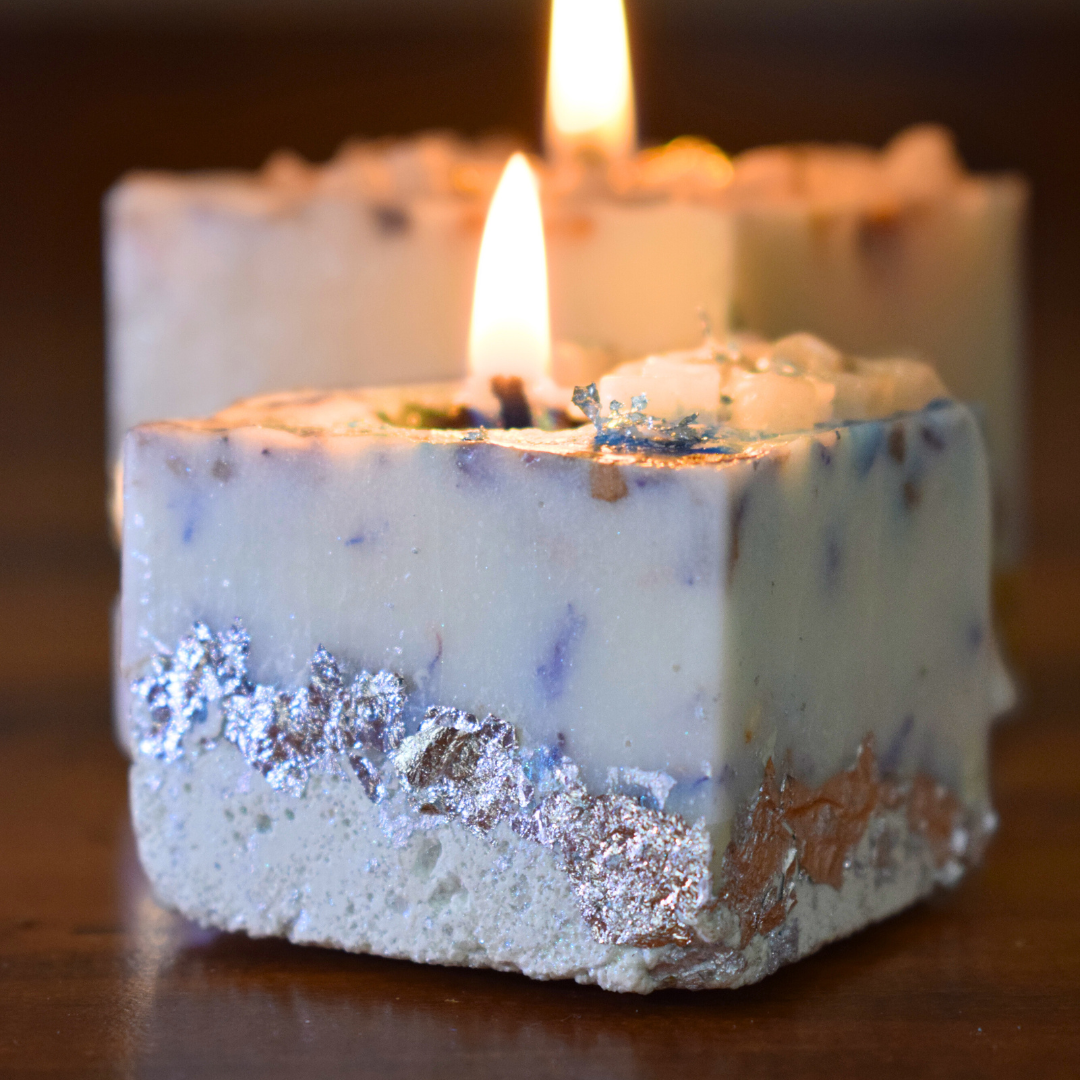 Silver Leaf Luxe Candle – Oud & Smokey Whiskey